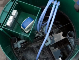 Монтаж очистных сооружений Евролос на загородном участке